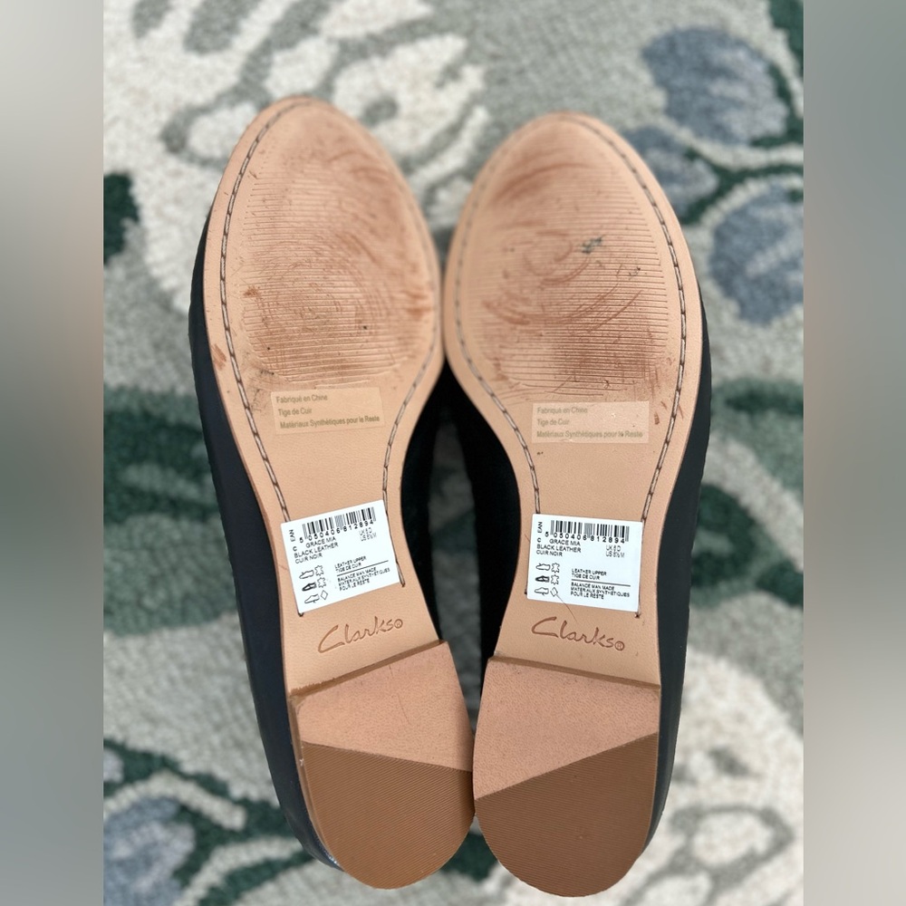 Clarks Black Women's Flats - Picture 6 of 9